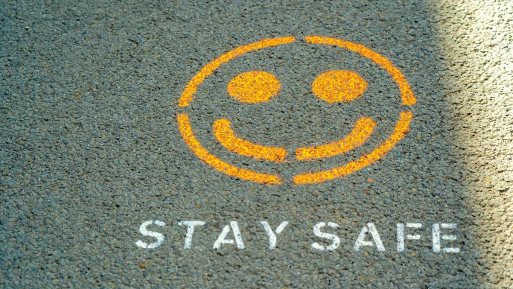 Stay-Safe-sidewalk-chalk-sign