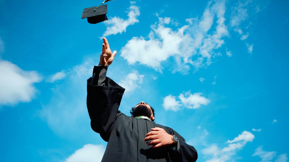 grad-throwing-mortar-board